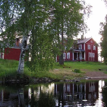 Viljamaan Kartano Hotel Kortteinen Exterior photo