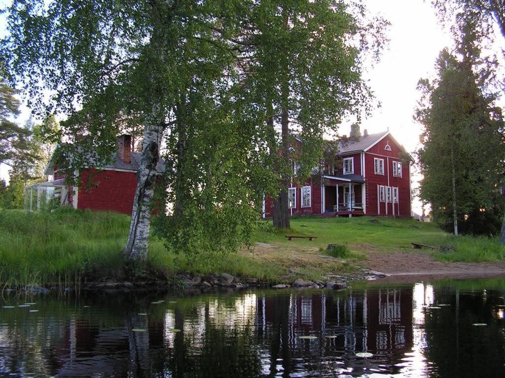 Viljamaan Kartano Hotel Kortteinen Exterior photo